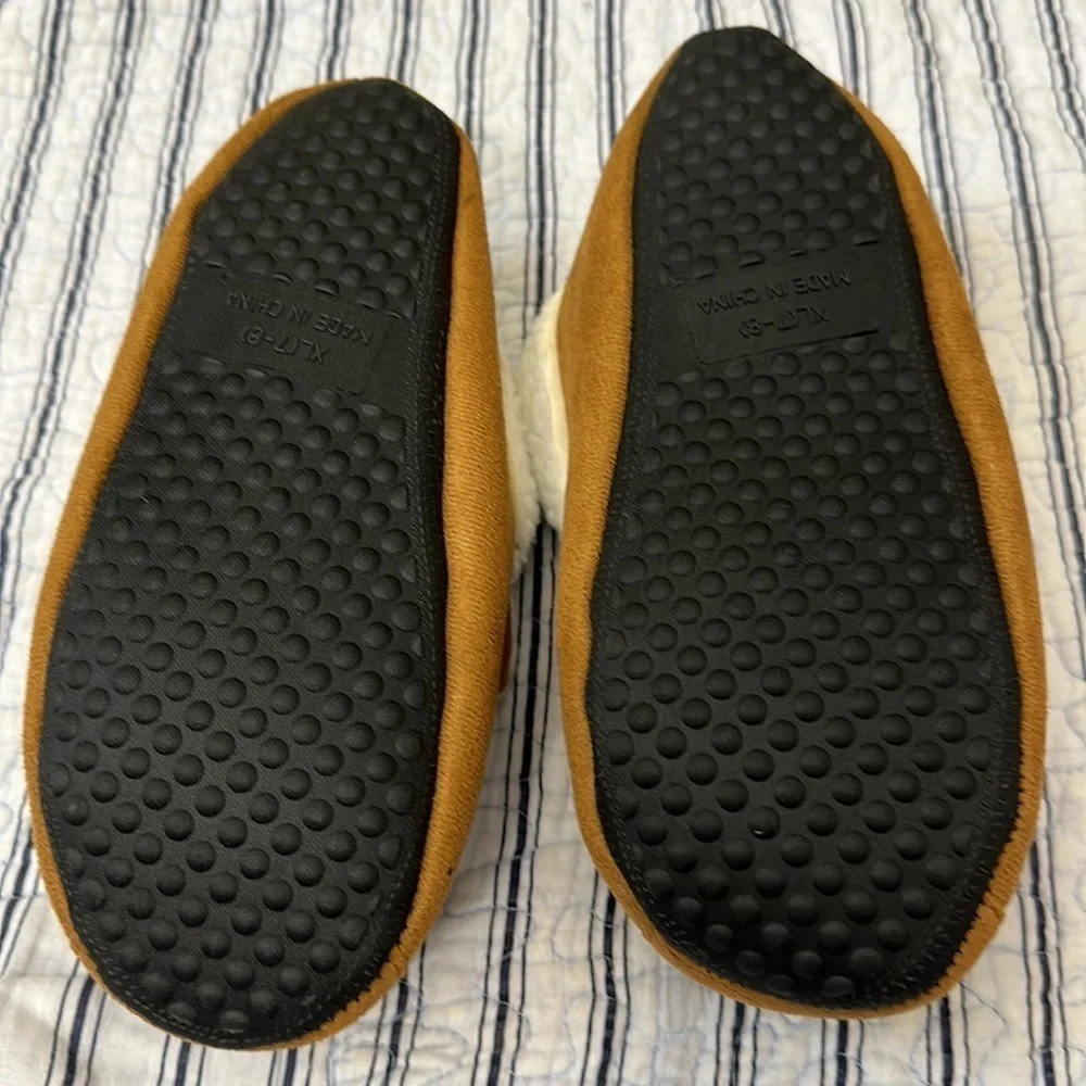 NWT NFL NY Giants Size XL (7-8) Kid's Youth Faux Fur Slippers Moccasins by FOCO